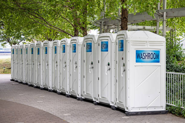 Portable Toilet Options We Offer in Flat Rock, MI