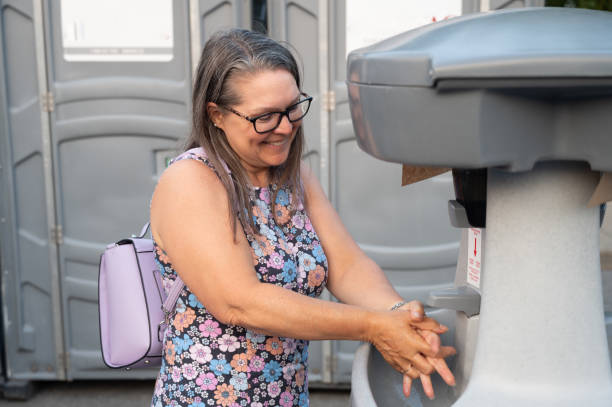 Best Portable restroom trailer rental  in Flat Rock, MI